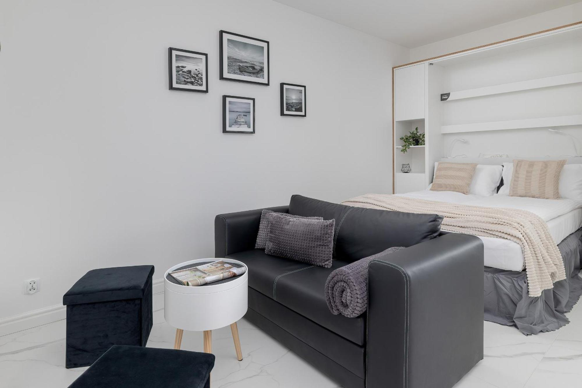 Plac Slowianski Apartments With Balcony Swinoujscie Center By Noclegi Renters Esterno foto