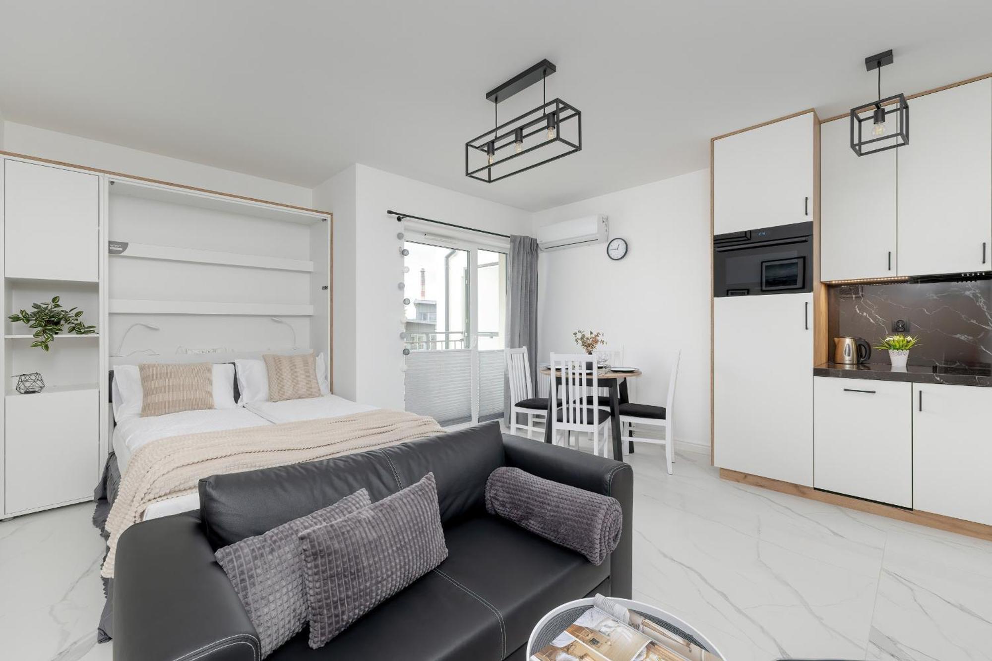 Plac Slowianski Apartments With Balcony Swinoujscie Center By Noclegi Renters Esterno foto