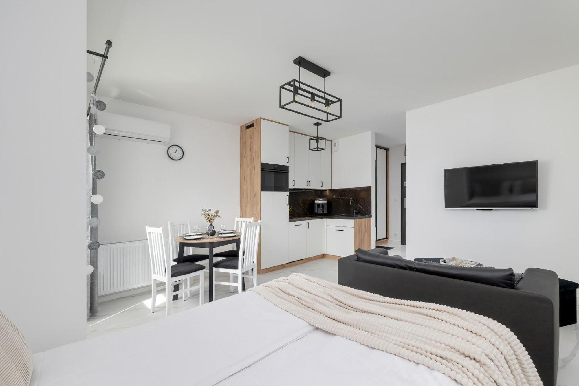 Plac Slowianski Apartments With Balcony Swinoujscie Center By Noclegi Renters Esterno foto